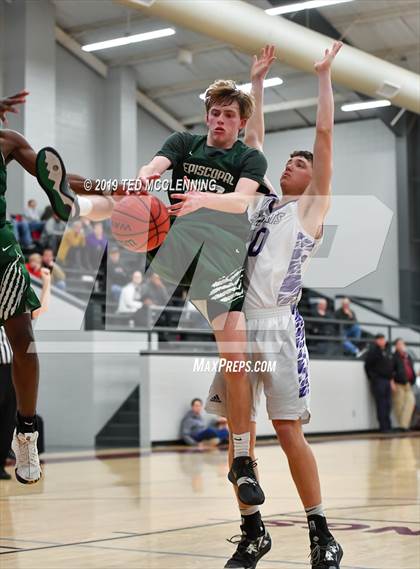 Thumbnail 3 in Booneville vs. Episcopal (AAA 3A Regional Playoff) photogallery.