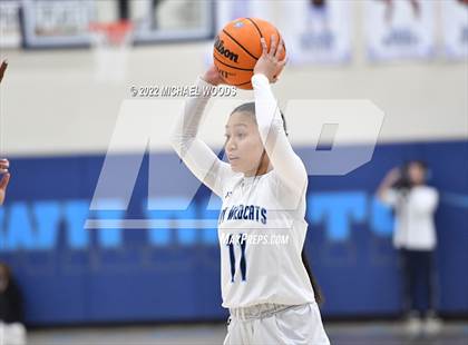 Thumbnail 2 in Springdale vs. Har-Ber photogallery.