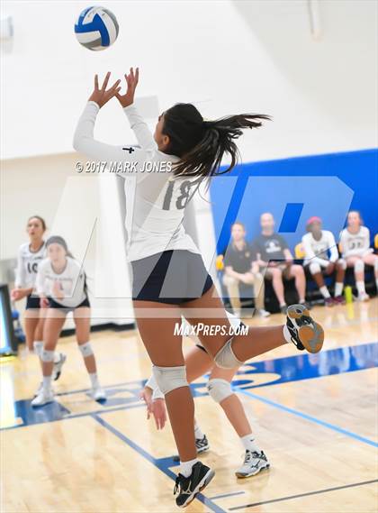 Thumbnail 2 in NFL Yet Academy vs. Pusch Ridge (Desert Classic) photogallery.