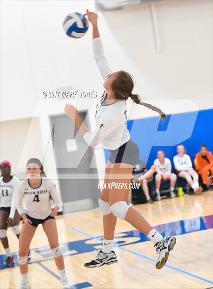 Thumbnail 1 in NFL Yet Academy vs. Pusch Ridge (Desert Classic) photogallery.