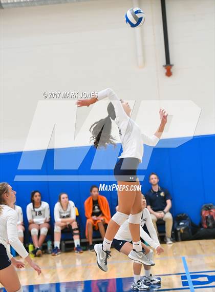 Thumbnail 2 in NFL Yet Academy vs. Pusch Ridge (Desert Classic) photogallery.