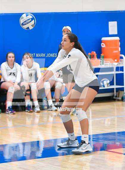 Thumbnail 2 in NFL Yet Academy vs. Pusch Ridge (Desert Classic) photogallery.