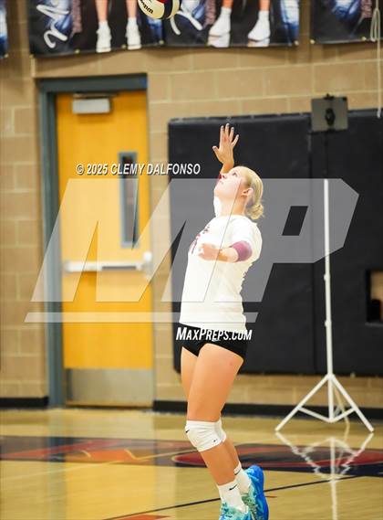 Thumbnail 1 in Chatfield @ Dakota Ridge photogallery.