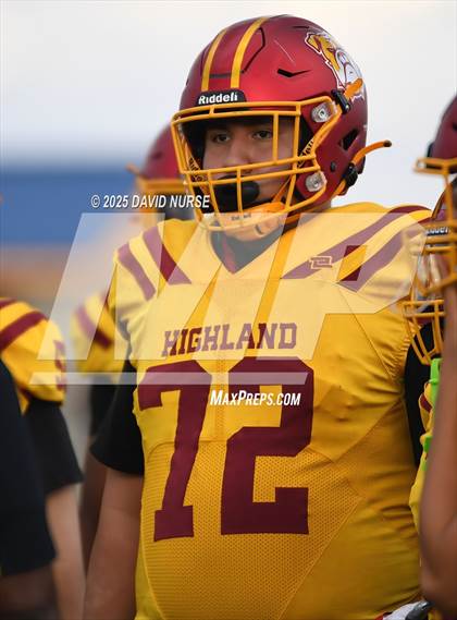 Thumbnail 3 in Highland vs Quartz Hill photogallery.