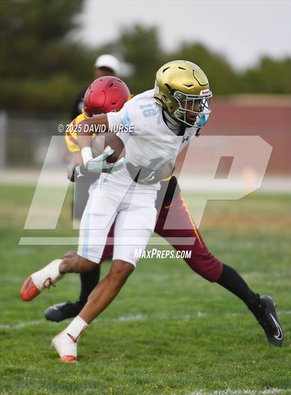 Thumbnail 3 in Highland vs Quartz Hill photogallery.
