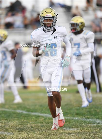 Thumbnail 2 in Highland vs Quartz Hill photogallery.