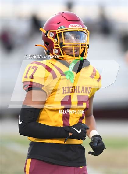 Thumbnail 1 in Highland vs Quartz Hill photogallery.