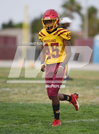 Thumbnail 1 in Highland vs Quartz Hill photogallery.