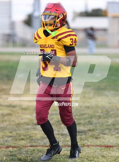 Thumbnail 3 in Highland vs Quartz Hill photogallery.