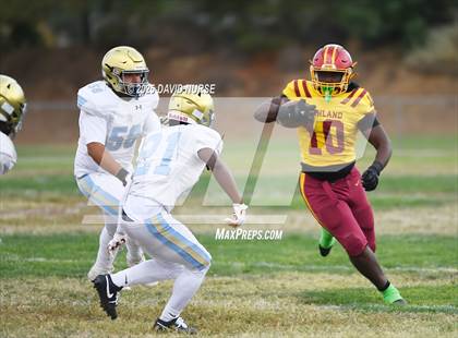 Thumbnail 1 in Highland vs Quartz Hill photogallery.