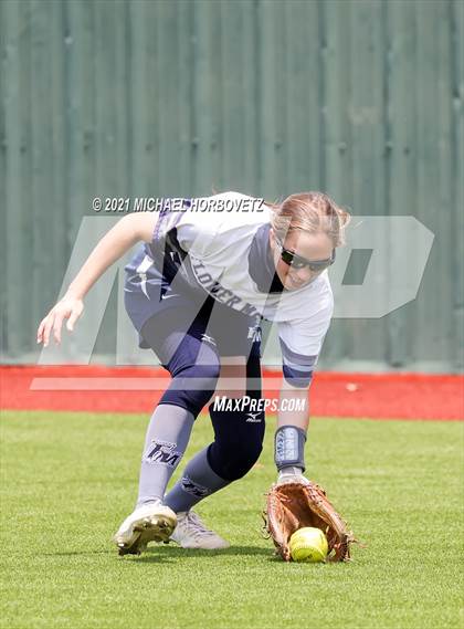 Thumbnail 2 in Allen @ Flower Mound (UIL 6A Regional Quarterfinal Playoff) photogallery.