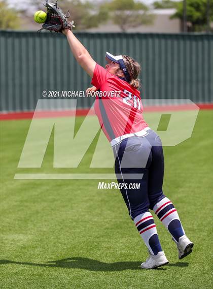 Thumbnail 2 in Allen @ Flower Mound (UIL 6A Regional Quarterfinal Playoff) photogallery.