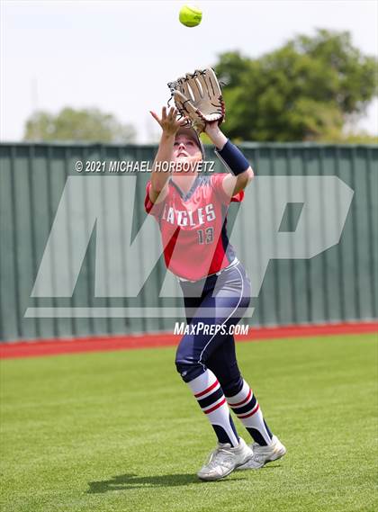 Thumbnail 2 in Allen @ Flower Mound (UIL 6A Regional Quarterfinal Playoff) photogallery.