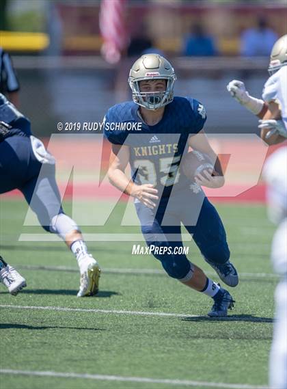 Thumbnail 3 in Notre Dame (SO) vs. Desert Vista (Honor Bowl) photogallery.