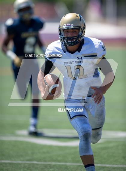 Thumbnail 2 in Notre Dame (SO) vs. Desert Vista (Honor Bowl) photogallery.