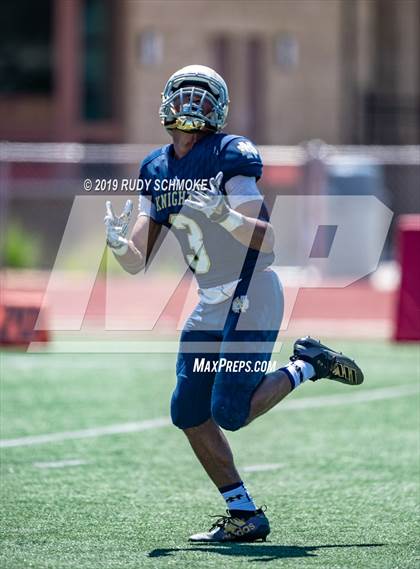 Thumbnail 3 in Notre Dame (SO) vs. Desert Vista (Honor Bowl) photogallery.