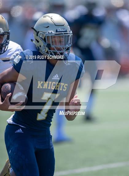 Thumbnail 2 in Notre Dame (SO) vs. Desert Vista (Honor Bowl) photogallery.