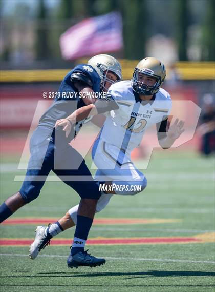 Thumbnail 1 in Notre Dame (SO) vs. Desert Vista (Honor Bowl) photogallery.