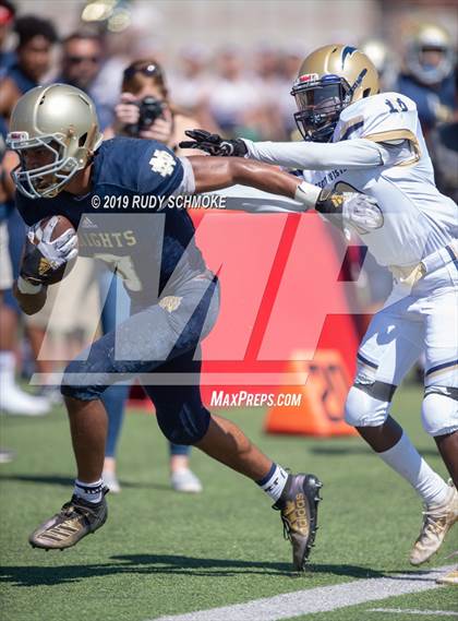 Thumbnail 1 in Notre Dame (SO) vs. Desert Vista (Honor Bowl) photogallery.