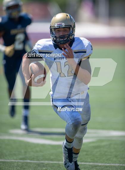 Thumbnail 1 in Notre Dame (SO) vs. Desert Vista (Honor Bowl) photogallery.