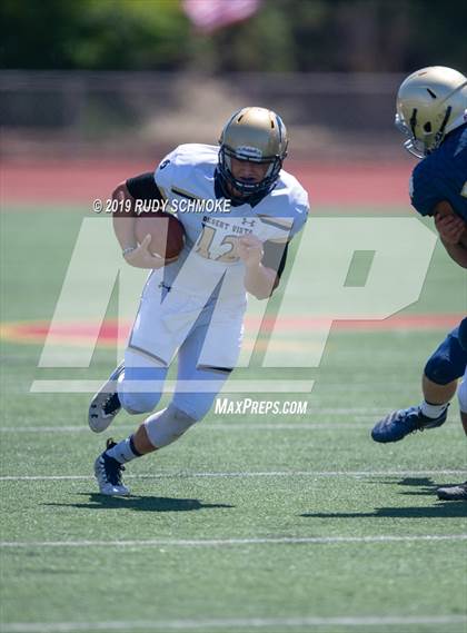 Thumbnail 1 in Notre Dame (SO) vs. Desert Vista (Honor Bowl) photogallery.