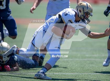 Thumbnail 2 in Notre Dame (SO) vs. Desert Vista (Honor Bowl) photogallery.