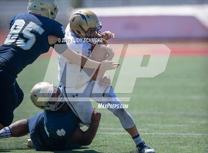 Thumbnail 2 in Notre Dame (SO) vs. Desert Vista (Honor Bowl) photogallery.