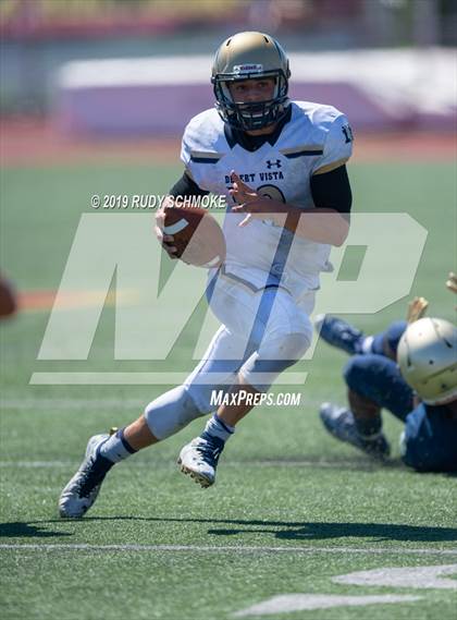Thumbnail 3 in Notre Dame (SO) vs. Desert Vista (Honor Bowl) photogallery.