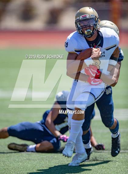 Thumbnail 2 in Notre Dame (SO) vs. Desert Vista (Honor Bowl) photogallery.
