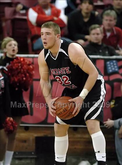 Thumbnail 2 in Monte Vista vs. McClymonds (CIF NorCal D1 Final) photogallery.