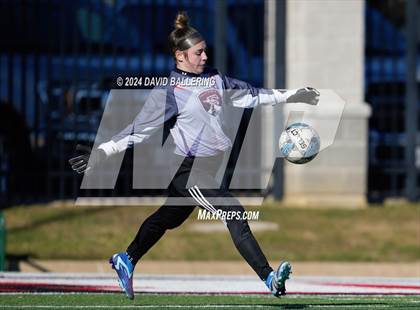Thumbnail 3 in Bell vs. Eastlake (Blue Raider Invitational) photogallery.