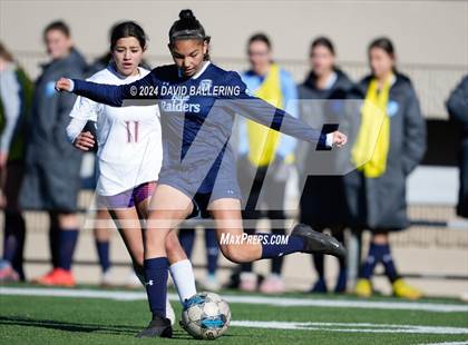 Thumbnail 2 in Bell vs. Eastlake (Blue Raider Invitational) photogallery.