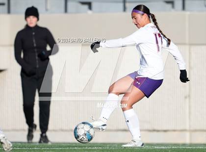 Thumbnail 2 in Bell vs. Eastlake (Blue Raider Invitational) photogallery.