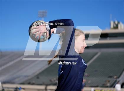 Thumbnail 1 in Bell vs. Eastlake (Blue Raider Invitational) photogallery.