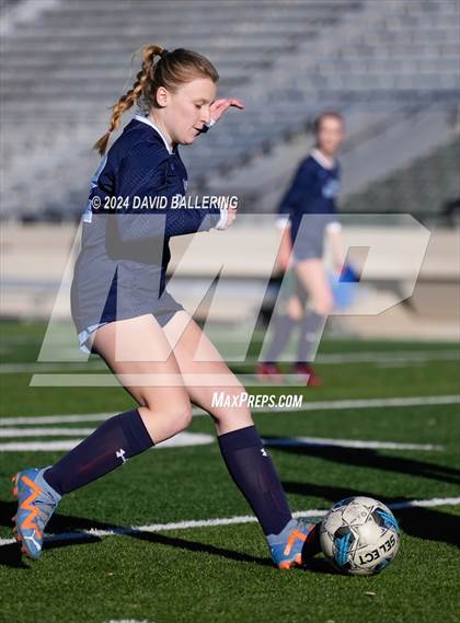 Thumbnail 1 in Bell vs. Eastlake (Blue Raider Invitational) photogallery.