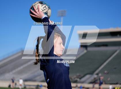 Thumbnail 1 in Bell vs. Eastlake (Blue Raider Invitational) photogallery.