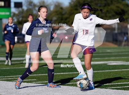 Thumbnail 2 in Bell vs. Eastlake (Blue Raider Invitational) photogallery.