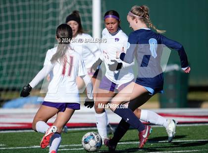 Thumbnail 1 in Bell vs. Eastlake (Blue Raider Invitational) photogallery.