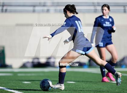 Thumbnail 2 in Bell vs. Eastlake (Blue Raider Invitational) photogallery.