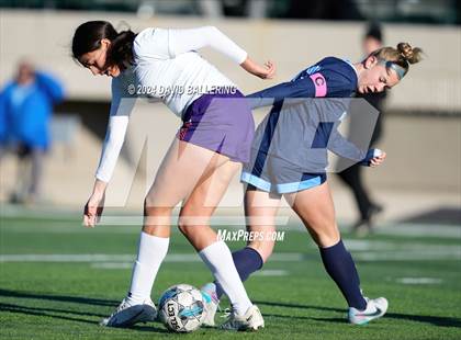 Thumbnail 2 in Bell vs. Eastlake (Blue Raider Invitational) photogallery.