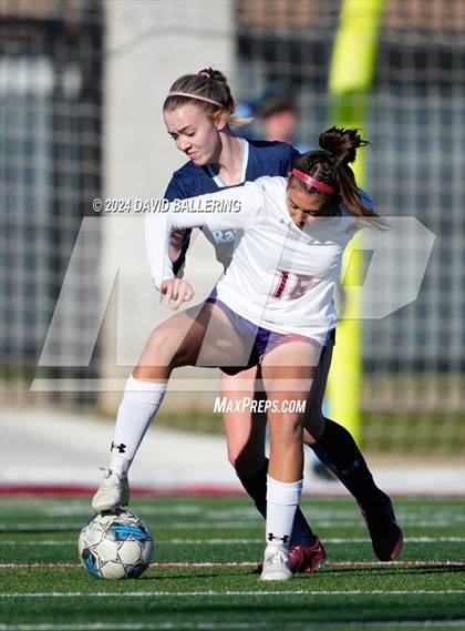 Thumbnail 3 in Bell vs. Eastlake (Blue Raider Invitational) photogallery.