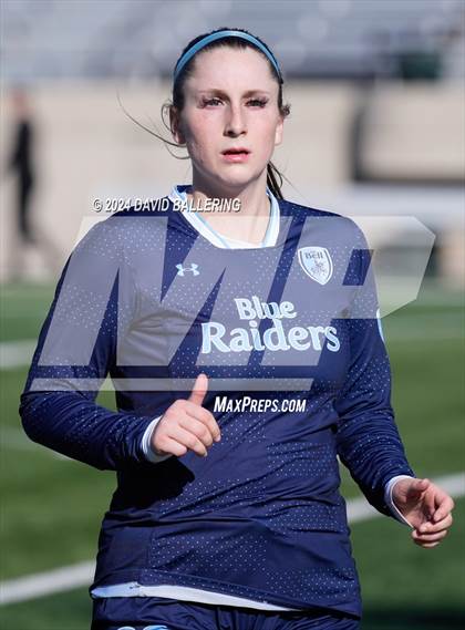 Thumbnail 3 in Bell vs. Eastlake (Blue Raider Invitational) photogallery.