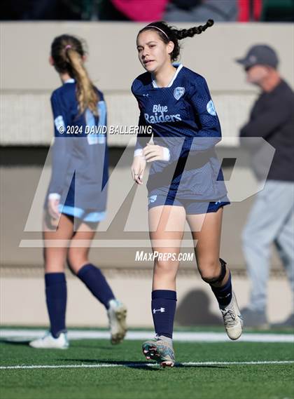 Thumbnail 1 in Bell vs. Eastlake (Blue Raider Invitational) photogallery.