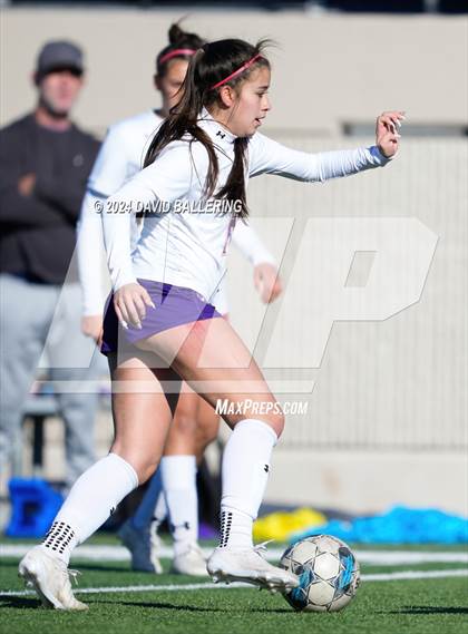 Thumbnail 2 in Bell vs. Eastlake (Blue Raider Invitational) photogallery.
