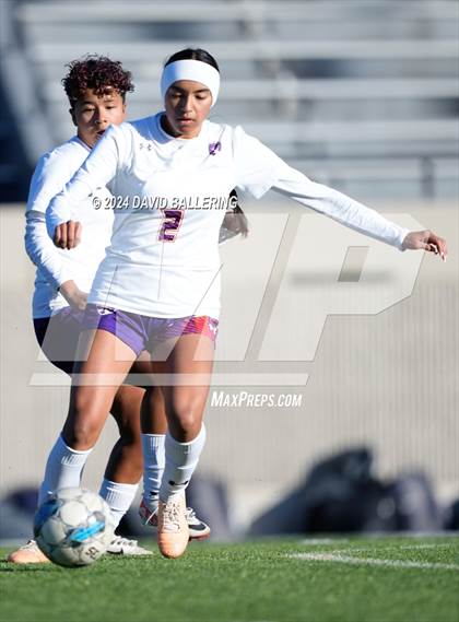Thumbnail 2 in Bell vs. Eastlake (Blue Raider Invitational) photogallery.