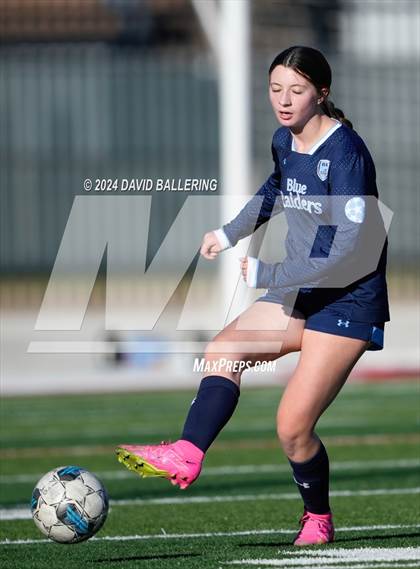 Thumbnail 2 in Bell vs. Eastlake (Blue Raider Invitational) photogallery.