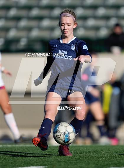 Thumbnail 1 in Bell vs. Eastlake (Blue Raider Invitational) photogallery.