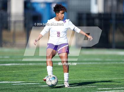 Thumbnail 3 in Bell vs. Eastlake (Blue Raider Invitational) photogallery.