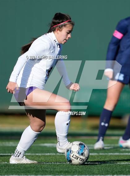 Thumbnail 3 in Bell vs. Eastlake (Blue Raider Invitational) photogallery.