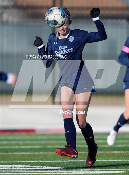 Thumbnail 1 in Bell vs. Eastlake (Blue Raider Invitational) photogallery.